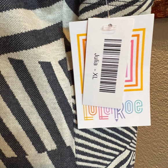 Lularoe Julia Dress - Picture 4 of 5